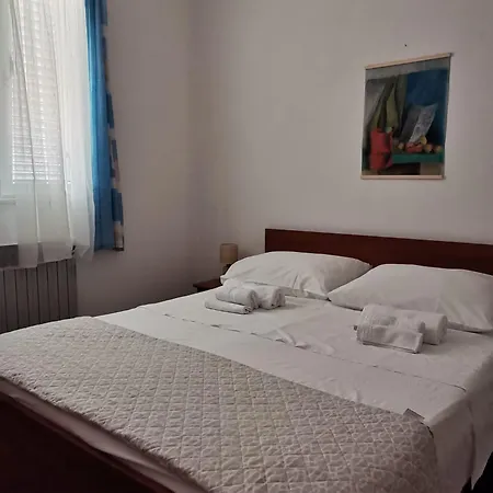 Nyaraló Art House *